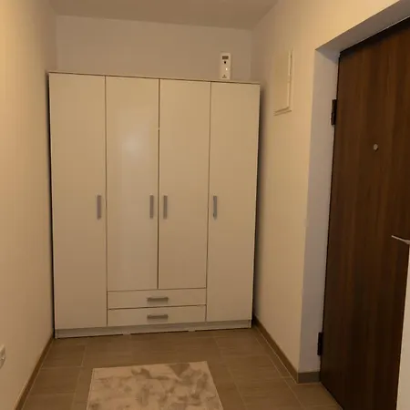 Apartment Avis